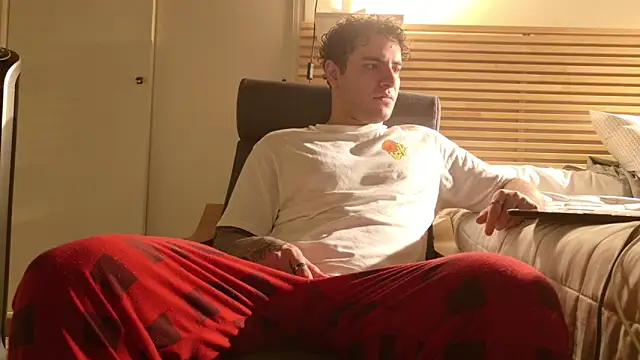 KevinWolf777 online show from 12/03/25, 01:35