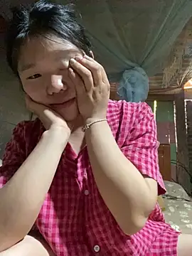 Snapshot of bumbaba chatting on 04/08/26, 01:16 bumbaba online show from 04/08/26, 01:16