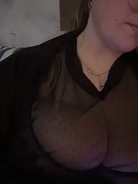 Curvy  Goddess online show from 10/25/25, 05:08