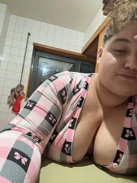 menina coimbrinha online show from 10/26/25, 10:15