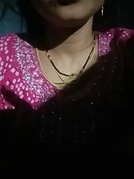Snapshot of diksha--s chatting on 05/31/26, 06:09 diksha--s online show from 05/31/26, 06:09