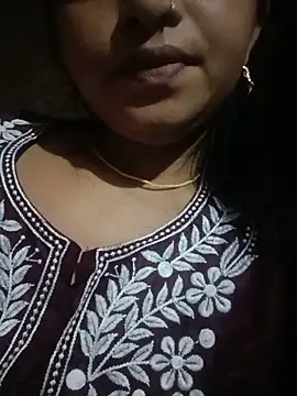 Snapshot of diksha--s chatting on 06/05/26, 06:52 diksha--s online show from 06/05/26, 06:52