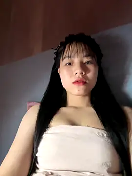 Leaf-Tgu online show from 10/28/25, 04:38