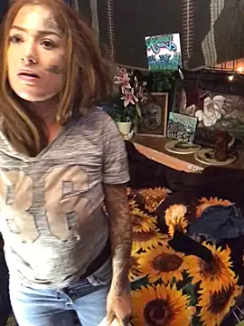 octaviatheillestt online show from 11/13/25, 08:02