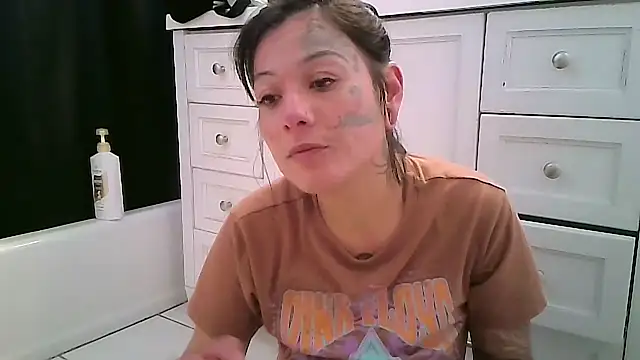 octaviatheillestt online show from 12/19/25, 09:44