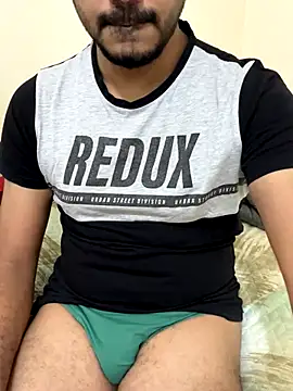 Handsome8677 online show from 11/05/25, 12:38