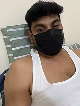 Snapshot of Handsome8677 chatting on 06/17/26, 01:23 Handsome8677 online show from 06/17/26, 01:23