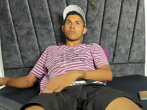 sexy latin cum online show from 10/21/25, 11:16