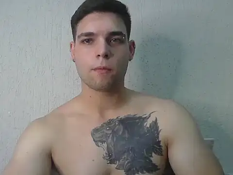 Snapshot of Zure-xxx chatting on 01/16/26, 04:11 Zure-xxx online show from 01/16/26, 04:11