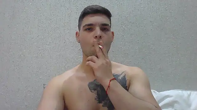 Zure-xxx online show from 06/24/26, 12:31
