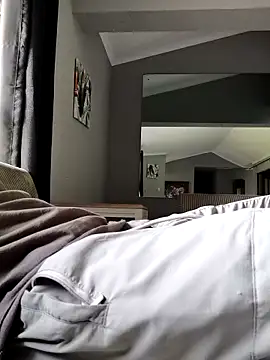 dddickplace online show from 11/12/25, 06:47