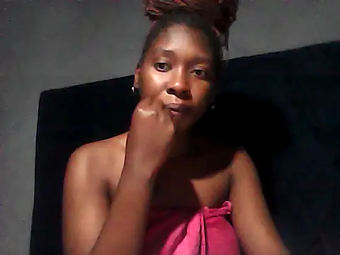 Snapshot of sexysmalldaily04 chatting on 10/19/25, 01:50 sexysmalldaily04 online show from 10/19/25, 01:50