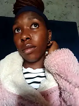 Snapshot of sexysmalldaily04 chatting on 11/04/25, 08:02 sexysmalldaily04 online show from 11/04/25, 08:02