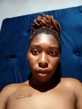 Snapshot of sexysmalldaily04 chatting on 11/07/25, 03:39 sexysmalldaily04 online show from 11/07/25, 03:39