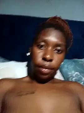 Snapshot of sexysmalldaily04 chatting on 11/12/25, 05:02 sexysmalldaily04 online show from 11/12/25, 05:02