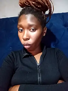 Snapshot of sexysmalldaily04 chatting on 11/19/25, 07:30 sexysmalldaily04 online show from 11/19/25, 07:30