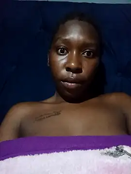 Snapshot of sexysmalldaily04 chatting on 11/28/25, 02:03 sexysmalldaily04 online show from 11/28/25, 02:03