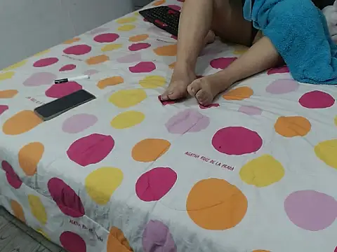 camilahot10 online show from 10/21/25, 01:45