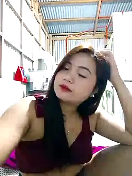 Snapshot of XxxHotCouples4u chatting on 11/06/25, 01:01 XxxHotCouples4u online show from 11/06/25, 01:01