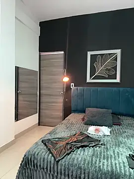 Snapshot of valentina_herrrera chatting on 03/19/26, 04:55 valentina herrrera online show from 03/19/26, 04:55