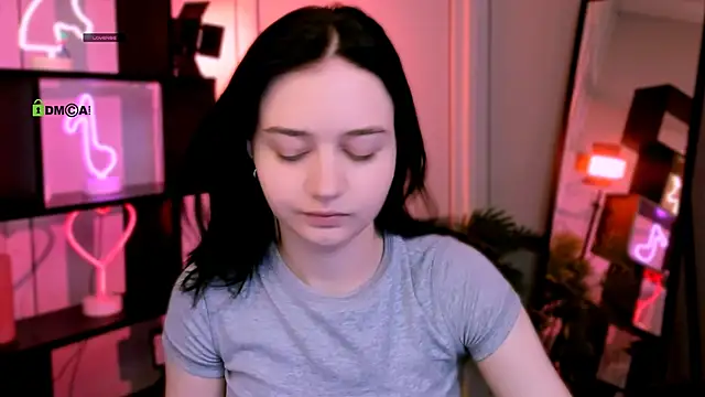 miki ti online show from 11/27/25, 10:39