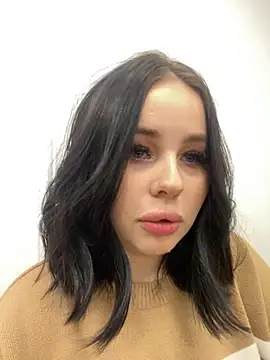 AliceLune online show from 01/18/26, 04:27