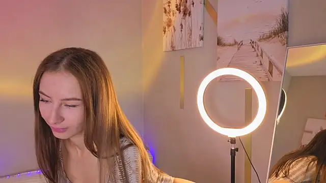 Margarita Lee online show from 10/24/25, 01:57