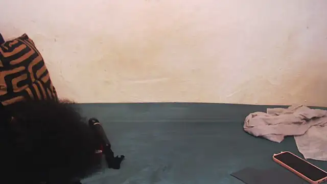 Snapshot of TallEbonyBabe chatting on 02/19/26, 04:19 TallEbonyBabe online show from 02/19/26, 04:19