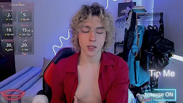 Lyric Mirage online show from 11/18/25, 08:13