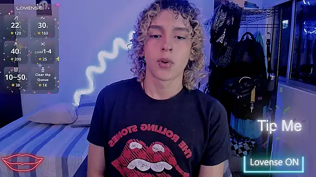 Lyric Mirage online show from 02/23/26, 03:15