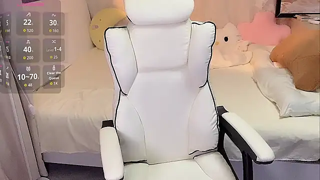 Snapshot of Ximi1 chatting on 10/22/25, 09:47 Ximi1 online show from 10/22/25, 09:47