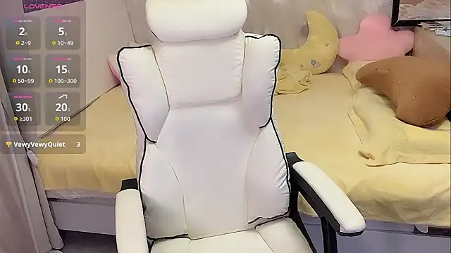 Snapshot of Ximi1 chatting on 10/27/25, 10:03 Ximi1 online show from 10/27/25, 10:03