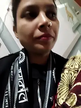 Snapshot of Anshika1431 chatting on 12/04/25, 03:16 Anshika1431 online show from 12/04/25, 03:16