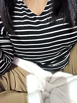 Snapshot of Anshika1431 chatting on 12/18/25, 05:41 Anshika1431 online show from 12/18/25, 05:41