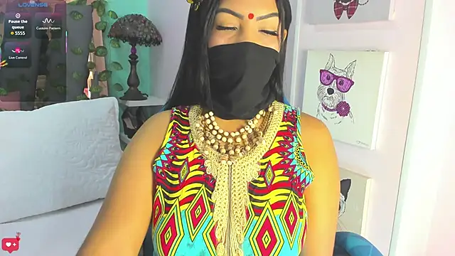 Snapshot of Iniya_Parul chatting on 03/25/26, 06:03 Iniya Parul online show from 03/25/26, 06:03