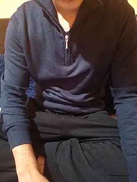 Snapshot of esmermoon chatting on 02/05/26, 11:09 esmermoon online show from 02/05/26, 11:09