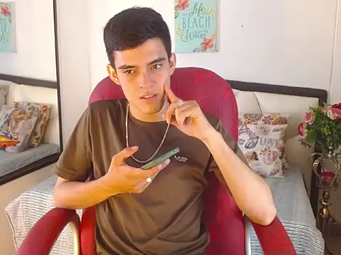 Kain noir  online show from 10/19/25, 09:04