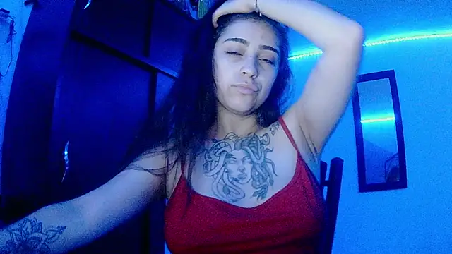 adri gomez1 online show from 12/18/25, 10:54