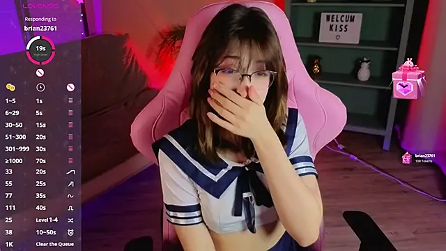 Soffi Toffi online show from 11/20/25, 10:26