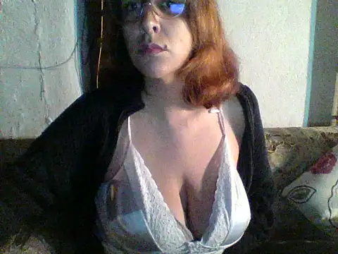 Snapshot of Dani_ela91 chatting on 10/25/25, 03:25 Dani ela91 online show from 10/25/25, 03:25