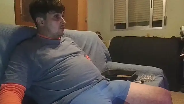 Snapshot of THEGLOBEZONEXXX chatting on 01/07/26, 03:42 THEGLOBEZONEXXX online show from 01/07/26, 03:42