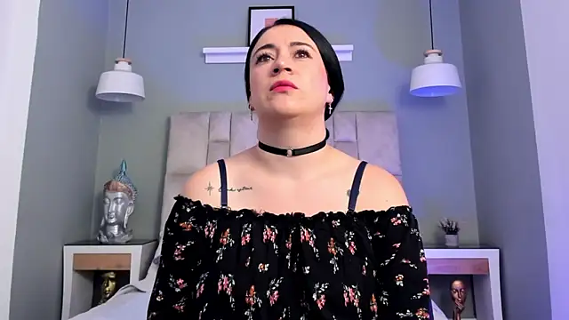 Eviiece online show from 10/19/25, 03:07