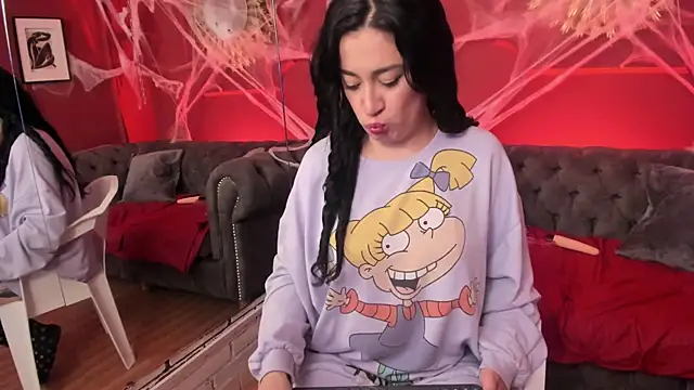 Eviiece online show from 10/22/25, 03:51