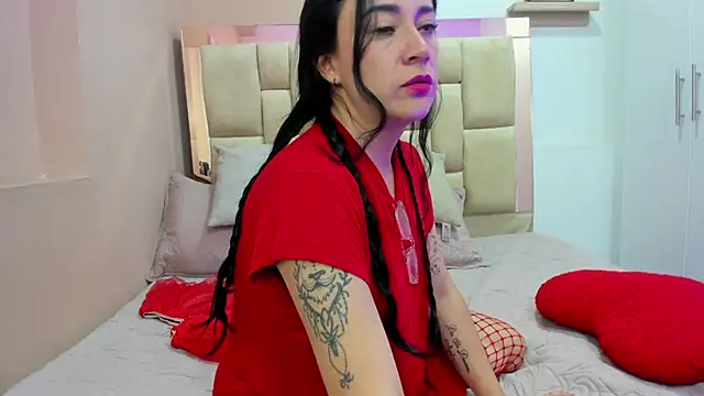 Eviiece online show from 10/26/25, 03:12