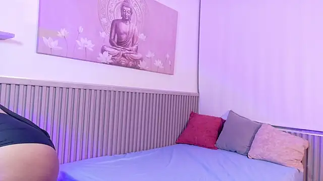 Snapshot of isa_taylorr_ chatting on 11/09/25, 12:25 isa taylorr online show from 11/09/25, 12:25