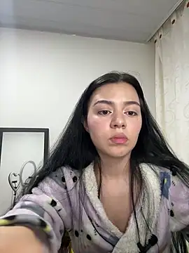 Snapshot of Midori_rosse chatting on 05/15/26, 11:45 Midori rosse online show from 05/15/26, 11:45