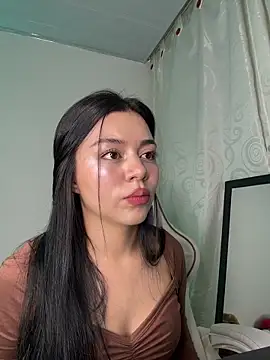 Snapshot of Midori_rosse chatting on 05/18/26, 11:32 Midori rosse online show from 05/18/26, 11:32