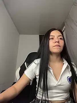 Snapshot of Midori_rosse chatting on 06/19/26, 11:41 Midori rosse online show from 06/19/26, 11:41