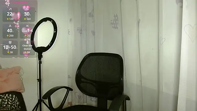 Snapshot of KittyJane chatting on 10/17/25, 03:03 KittyJane online show from 10/17/25, 03:03