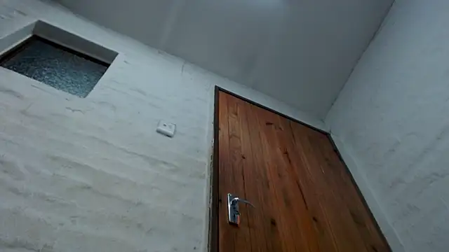 DaisyGirlxx online show from 01/08/26, 06:32